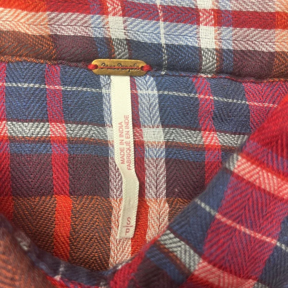 Free People Button Down Shirt Womens Small Red Plaid Floral Embroidered Boho